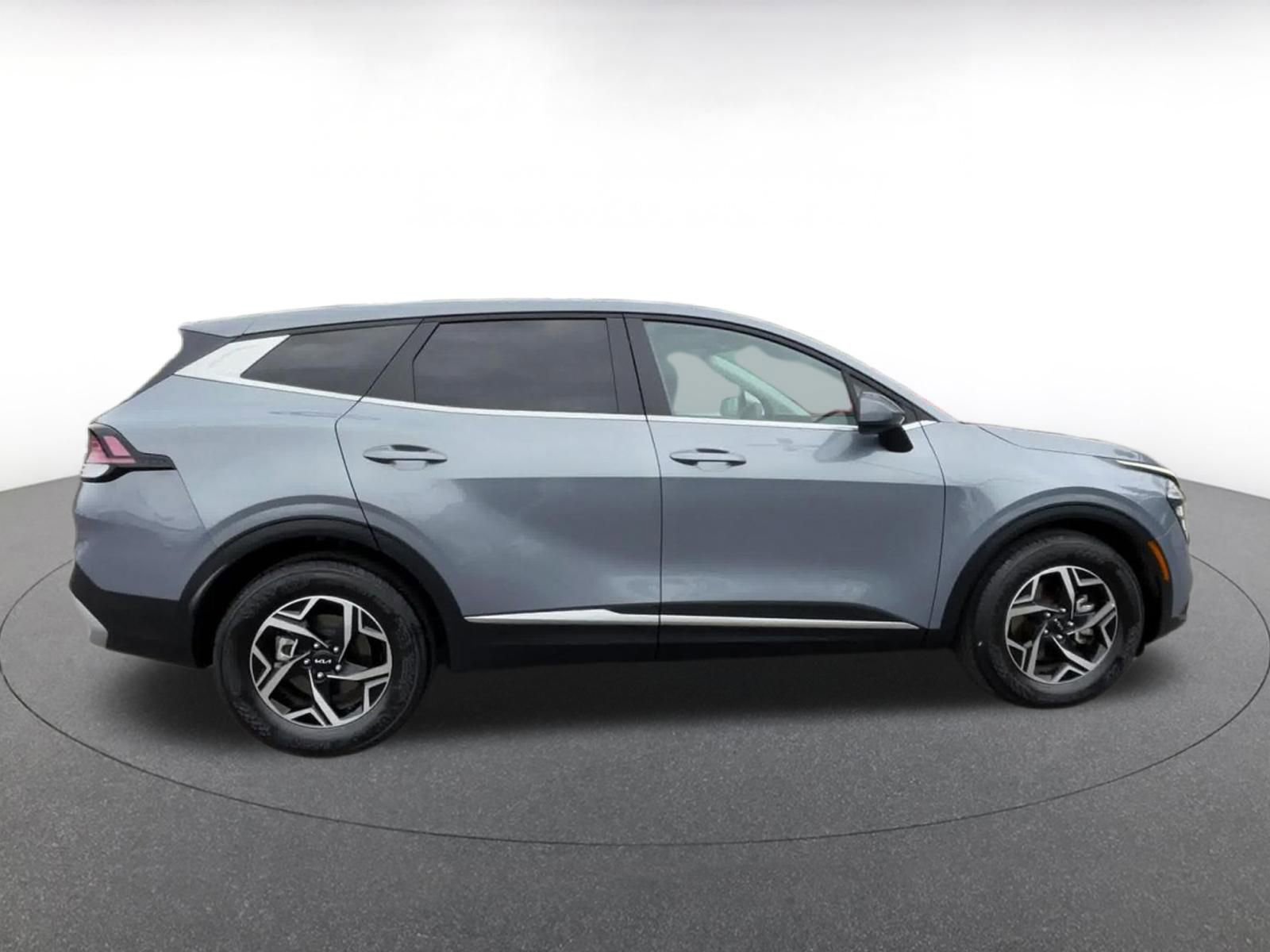 Thumbnail: 2025 Kia Sportage - 16