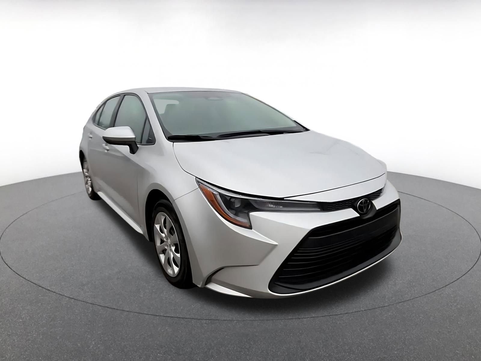 Thumbnail: 2025 Toyota Corolla - 3