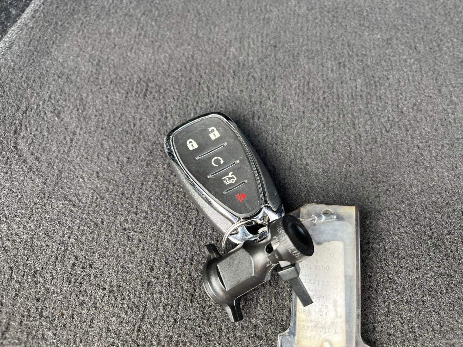 Thumbnail: 2024 Chevrolet Malibu - 21