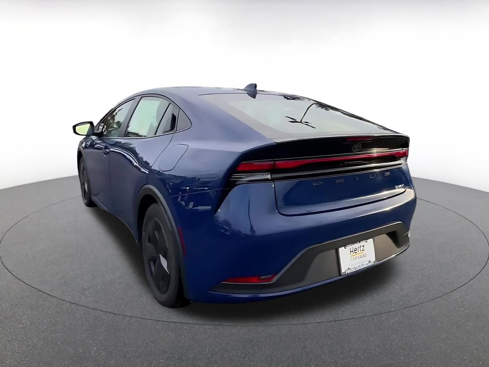 Thumbnail: 2025 Toyota Prius - 11