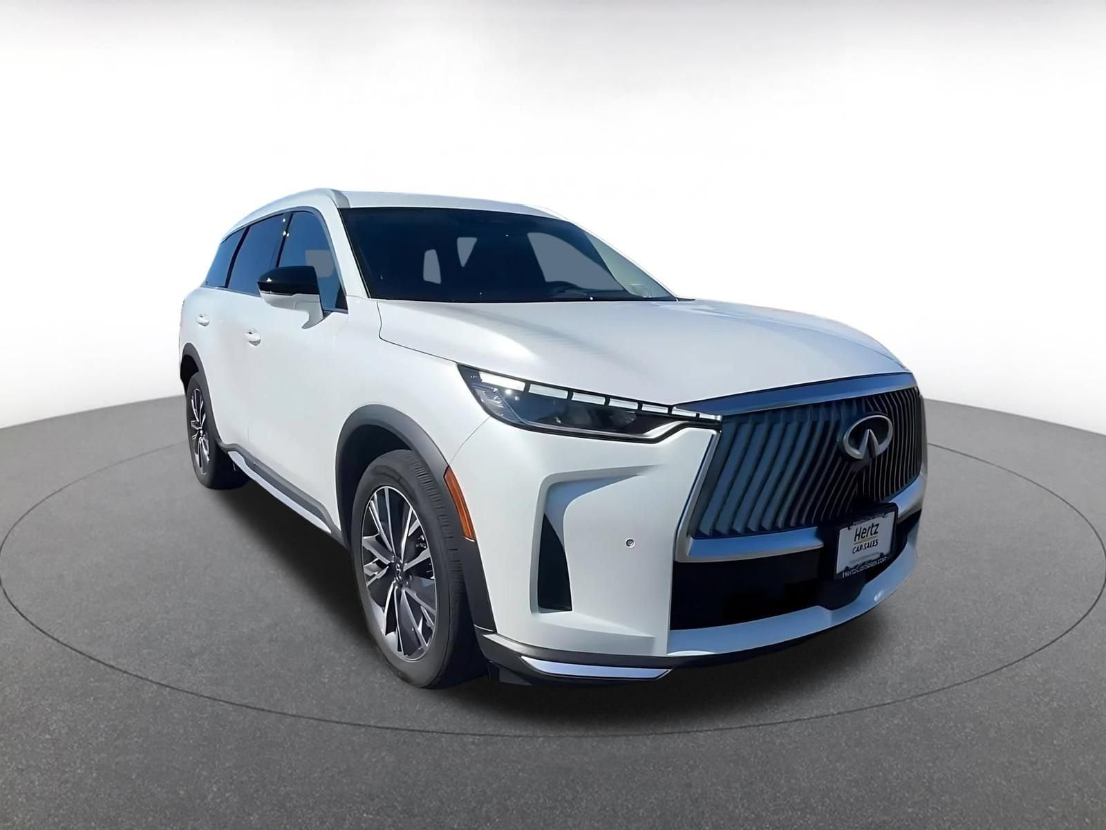 Thumbnail: 2026 INFINITI QX60 - 3
