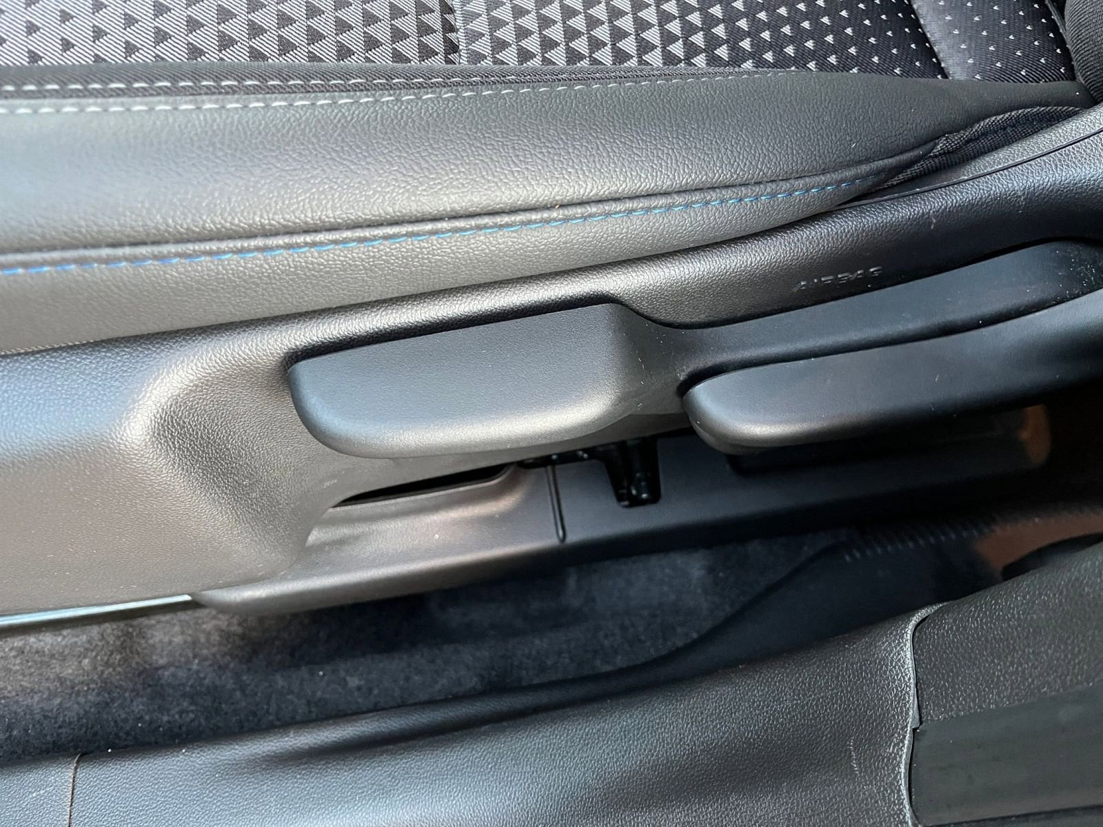 Thumbnail: 2025 Chevrolet Trax - 23