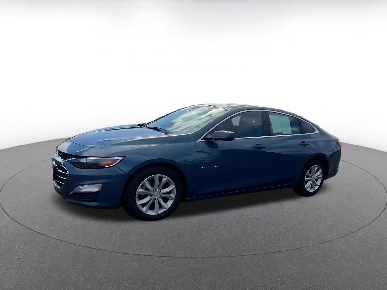 Thumbnail: 2024 Chevrolet Malibu - 8