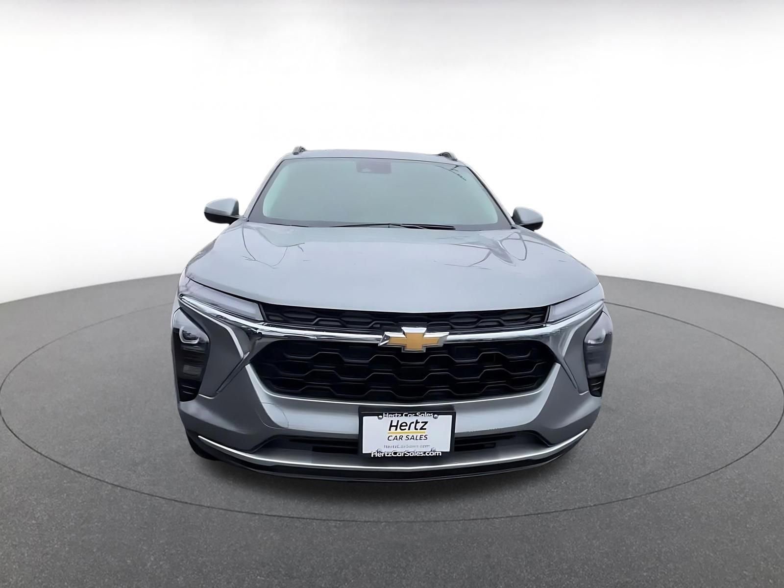 Thumbnail: 2025 Chevrolet Trax - 4