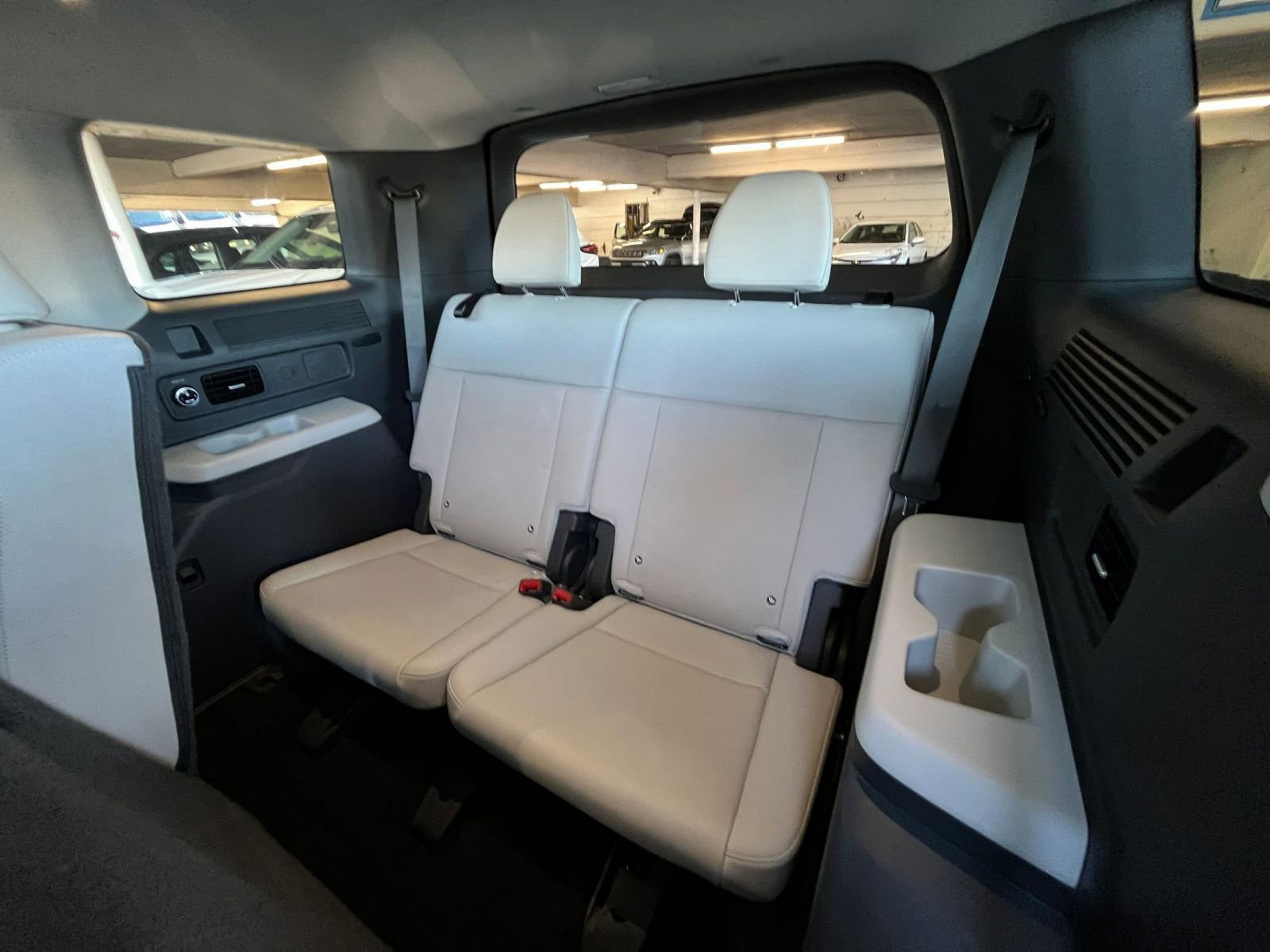 Thumbnail: 2025 Hyundai Santa Fe - 31