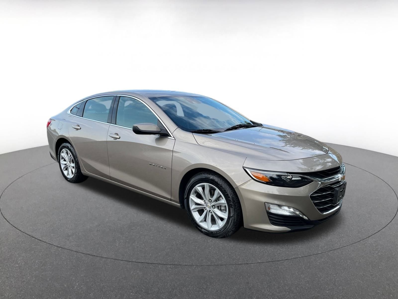 Thumbnail: 2023 Chevrolet Malibu - 1