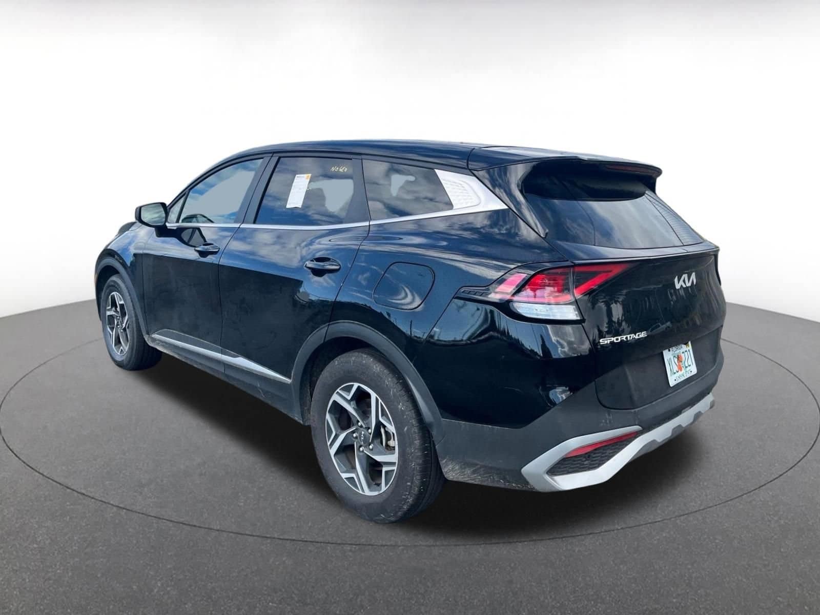 Thumbnail: 2025 Kia Sportage - 5