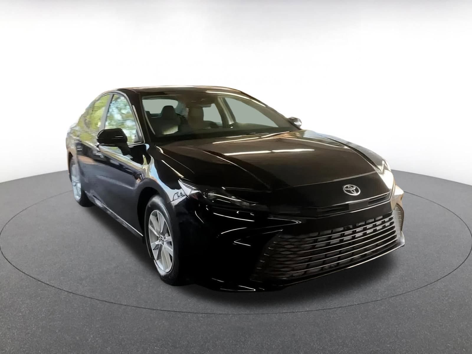 Thumbnail: 2025 Toyota Camry - 3