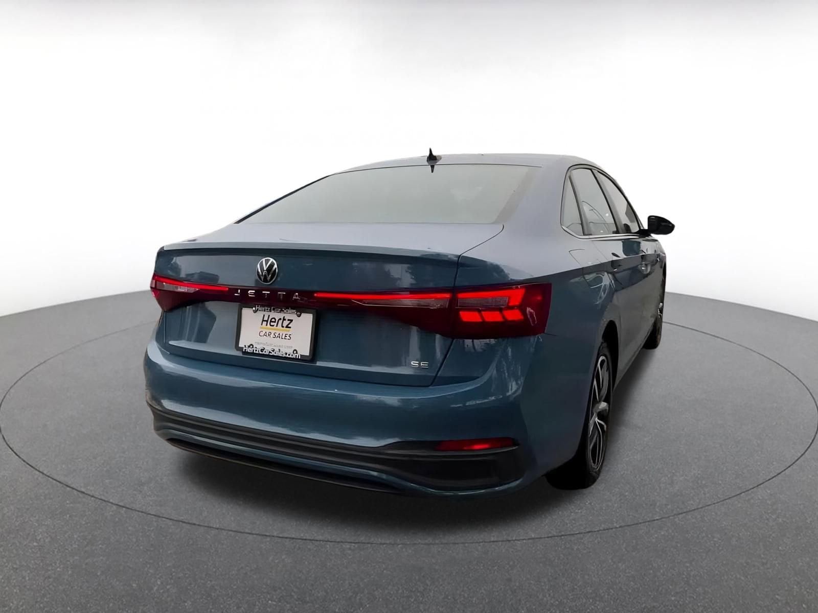 Thumbnail: 2025 Volkswagen Jetta - 15