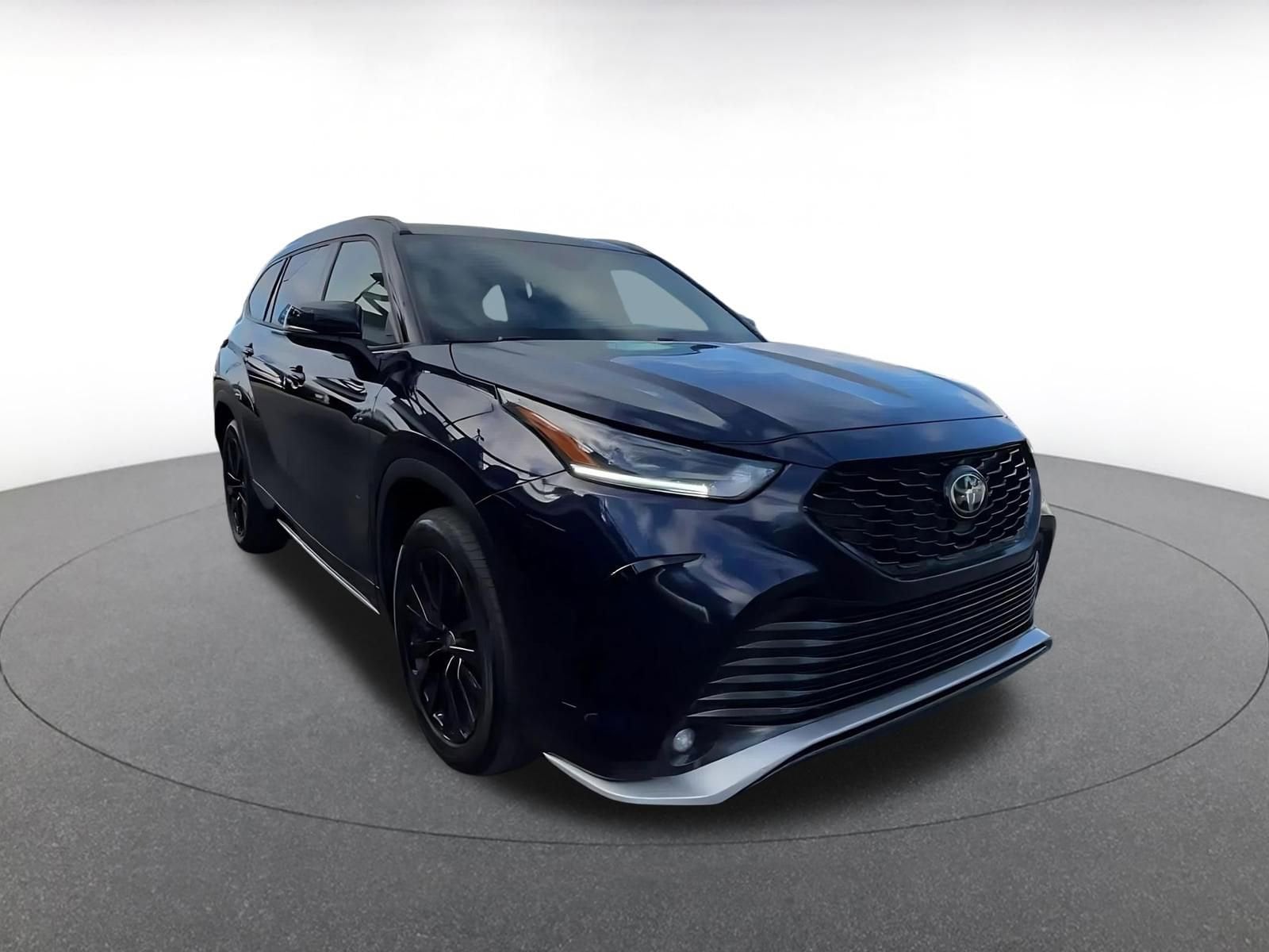 Thumbnail: 2025 Toyota Highlander - 3