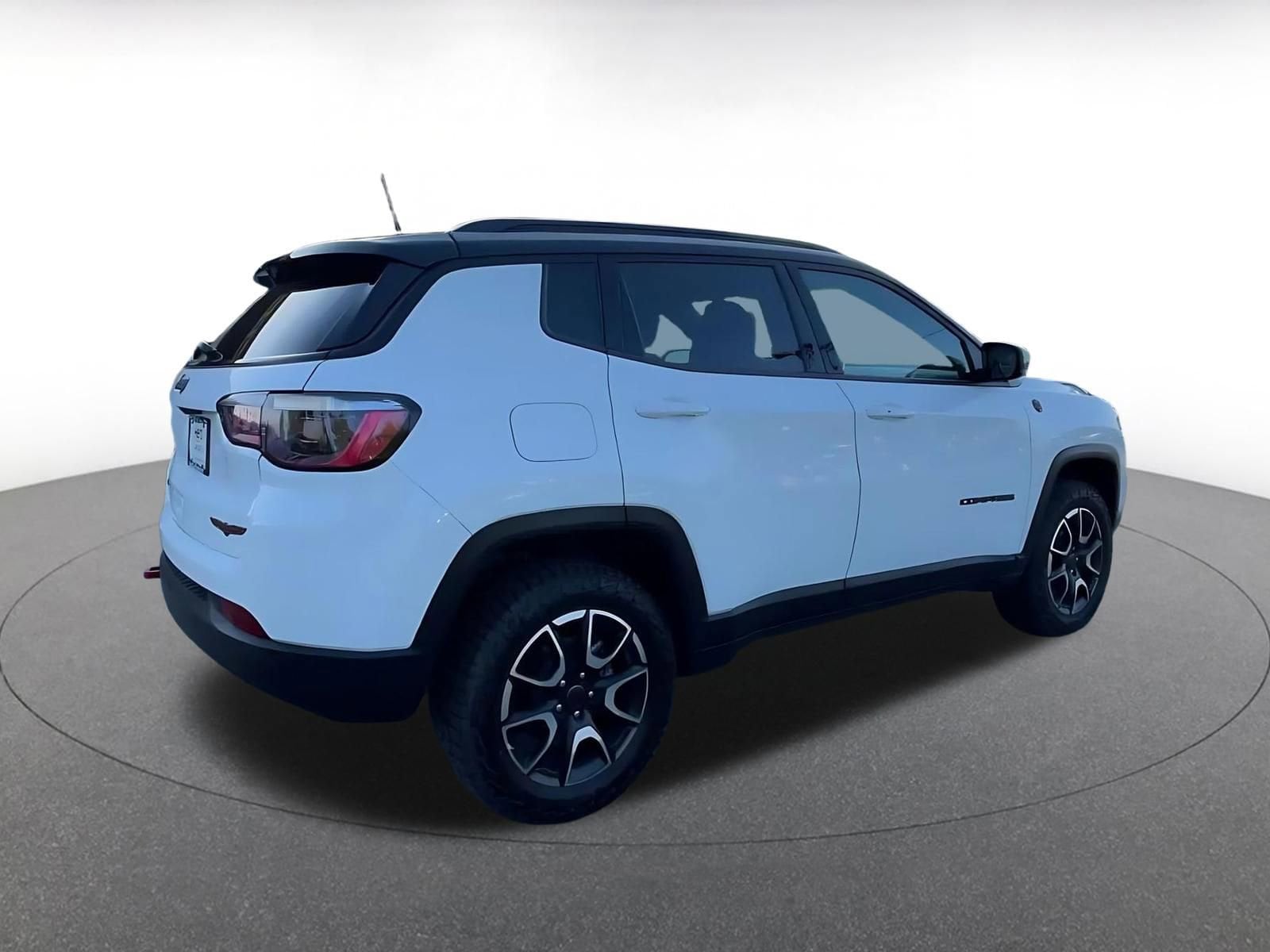 Thumbnail: 2025 Jeep Compass - 14
