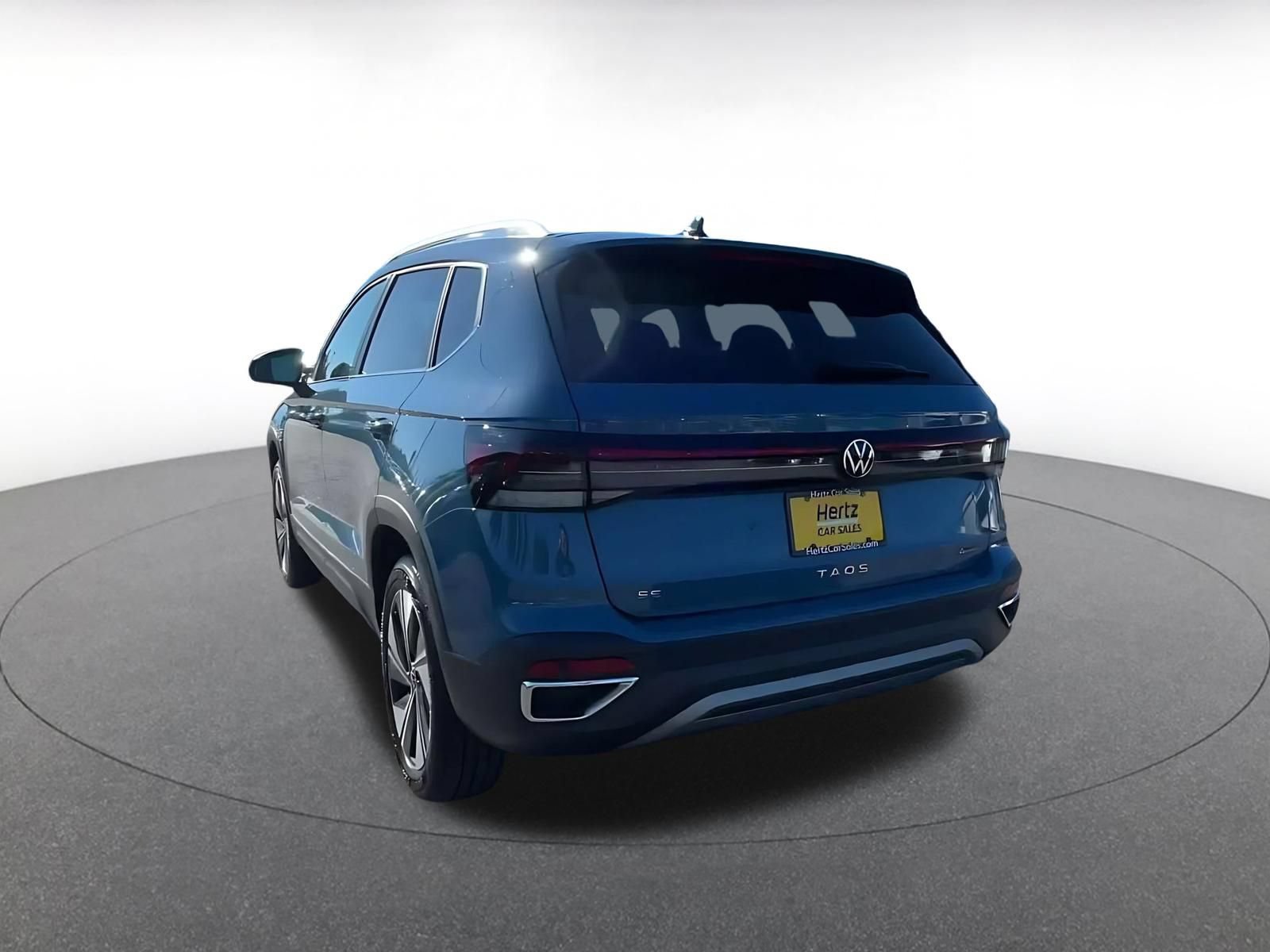 Thumbnail: 2026 Volkswagen Taos - 10