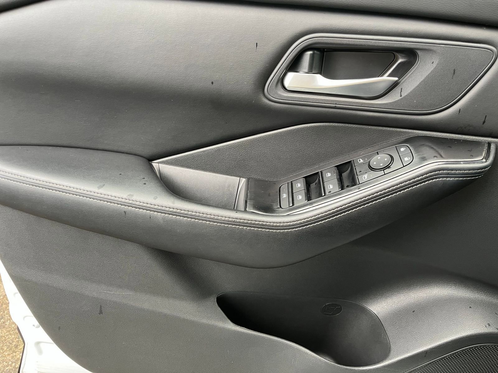 Thumbnail: 2025 Nissan Rogue - 18