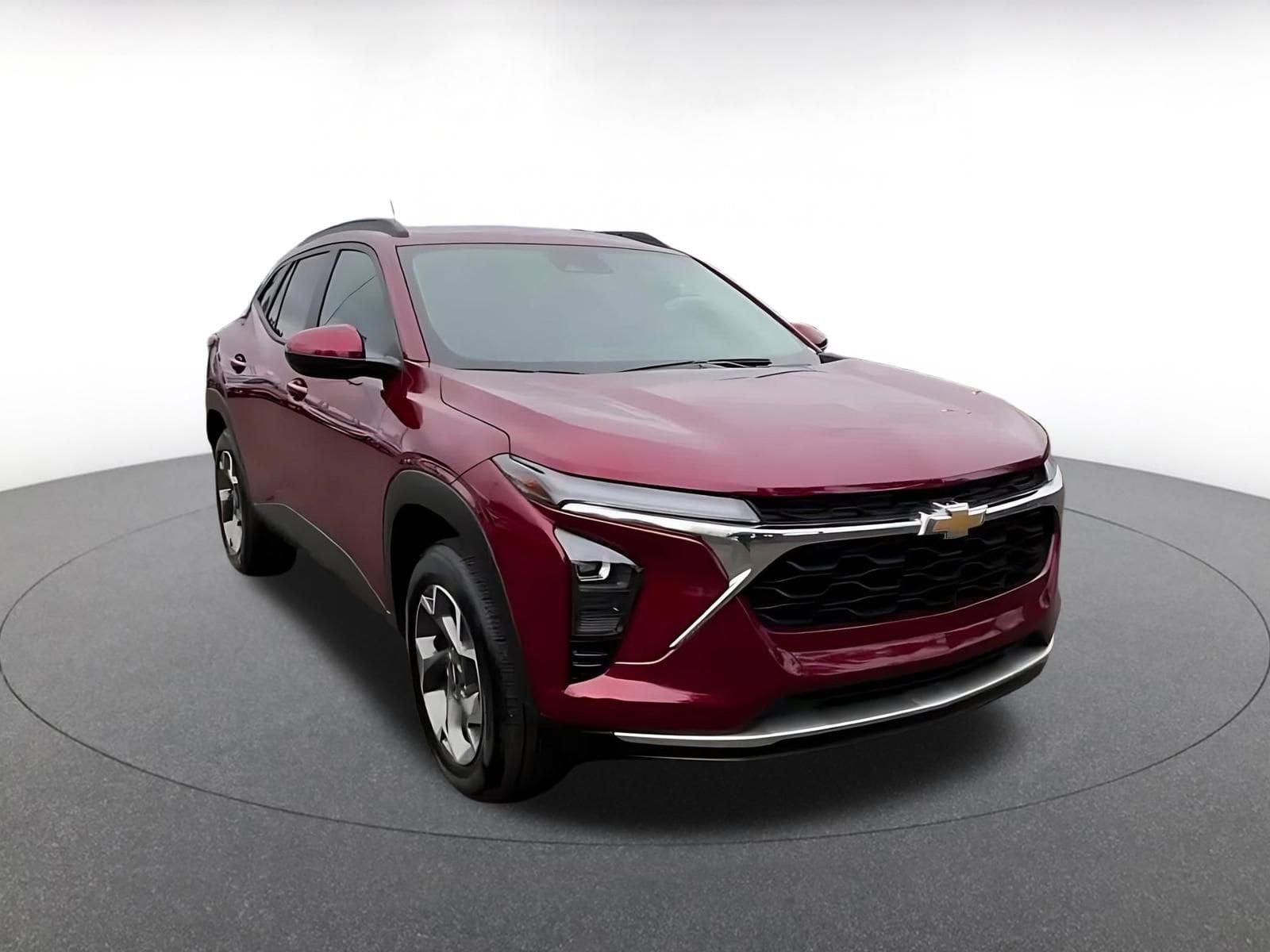 Thumbnail: 2025 Chevrolet Trax - 3