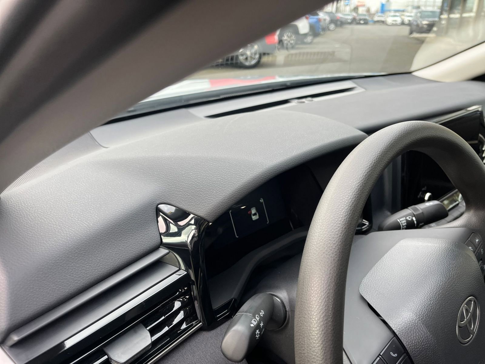 Thumbnail: 2025 Toyota Camry - 34