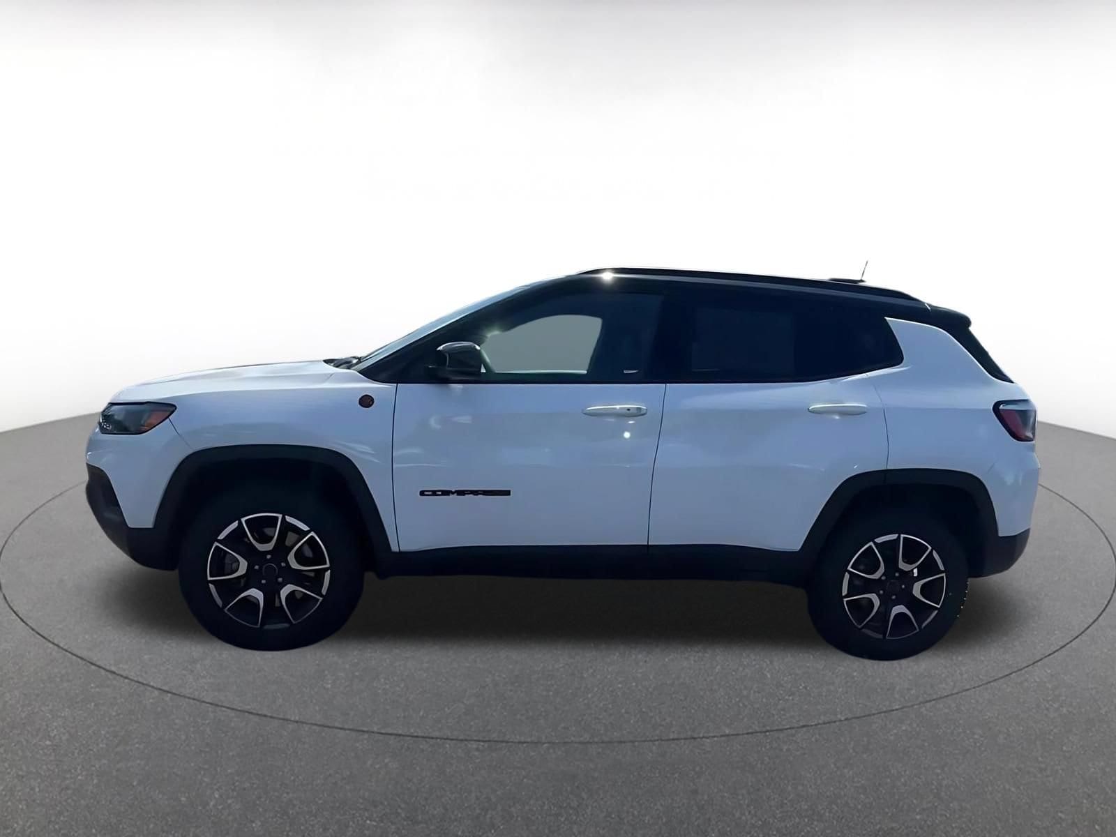 Thumbnail: 2025 Jeep Compass - 7