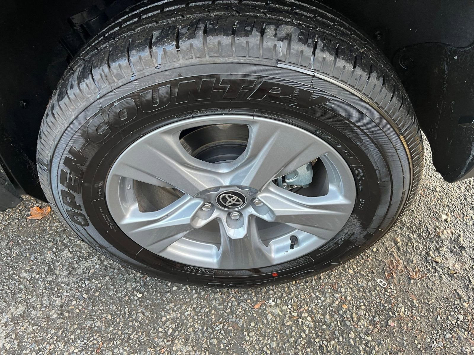 Thumbnail: 2025 Toyota RAV4 - 30