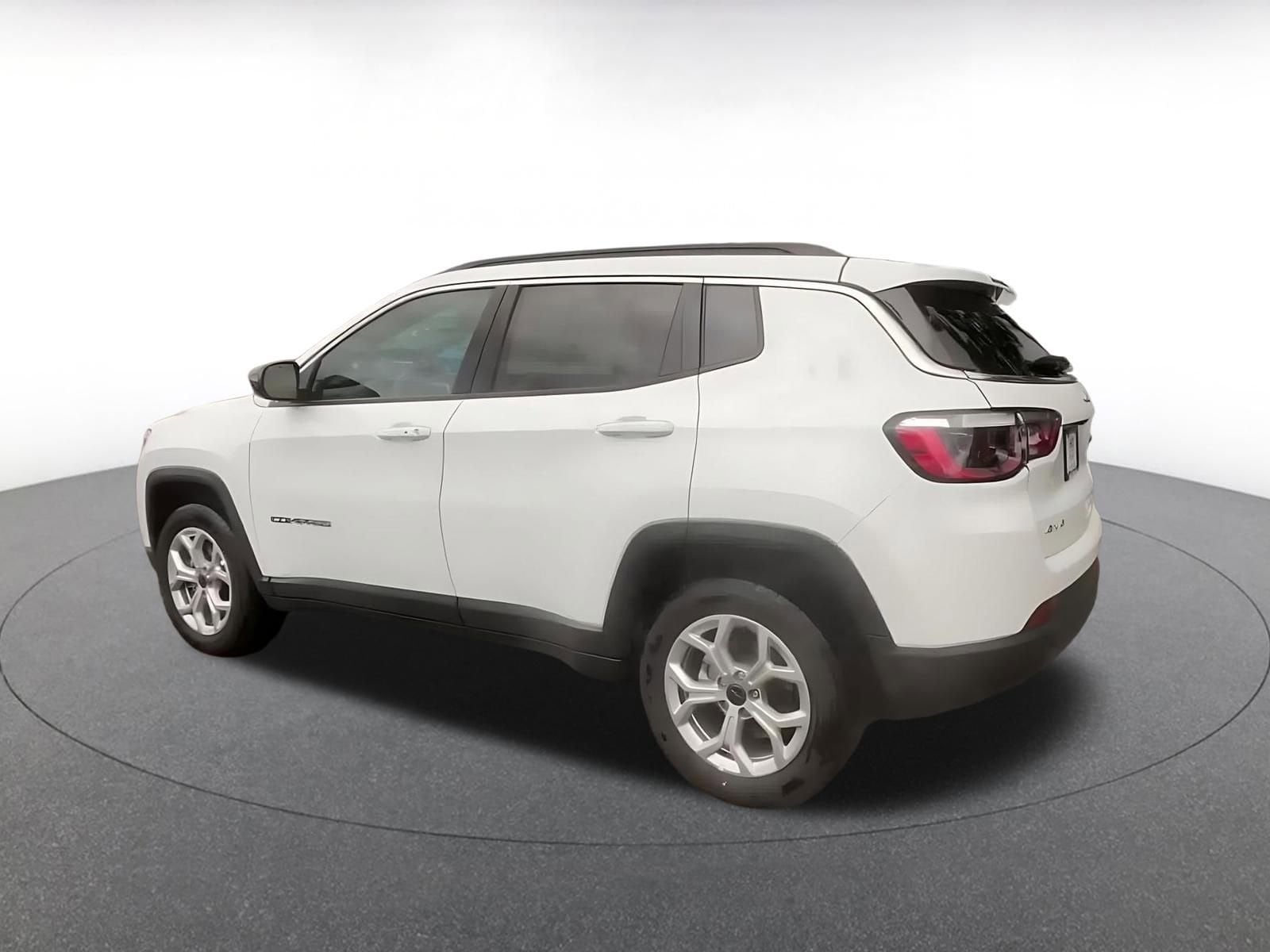 Thumbnail: 2025 Jeep Compass - 10