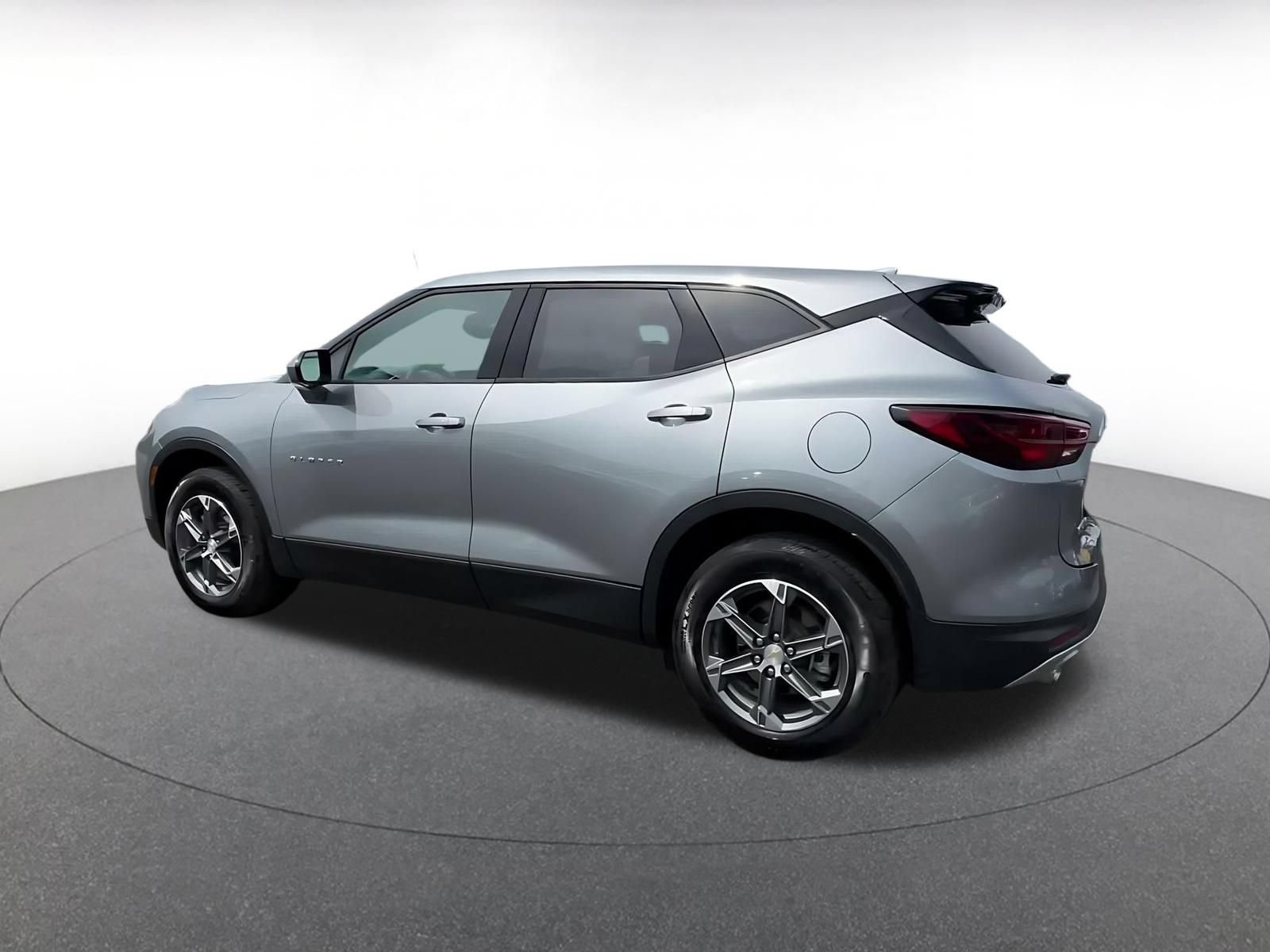 Thumbnail: 2026 Chevrolet Blazer - 8