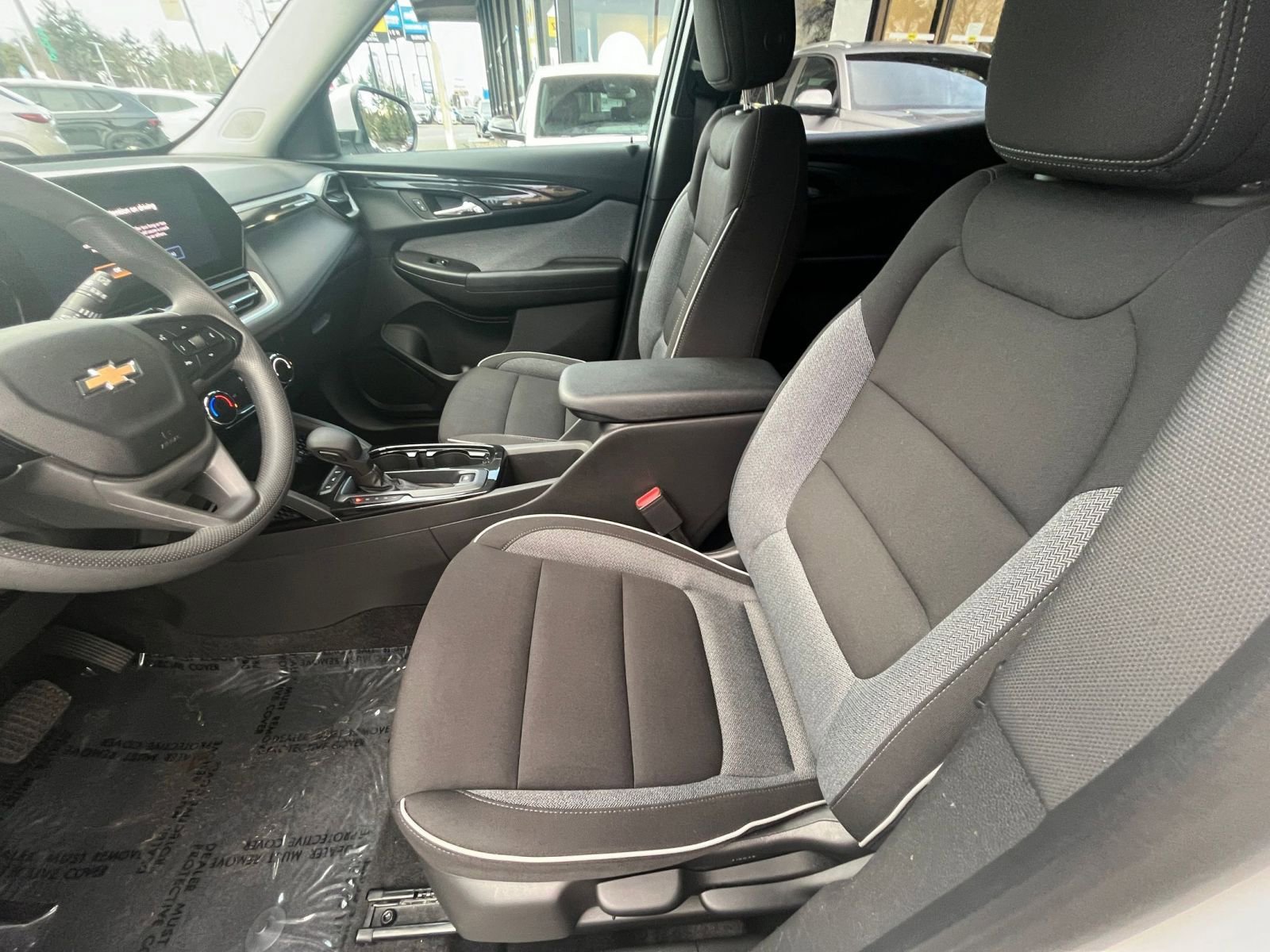 Thumbnail: 2025 Chevrolet TrailBlazer - 28