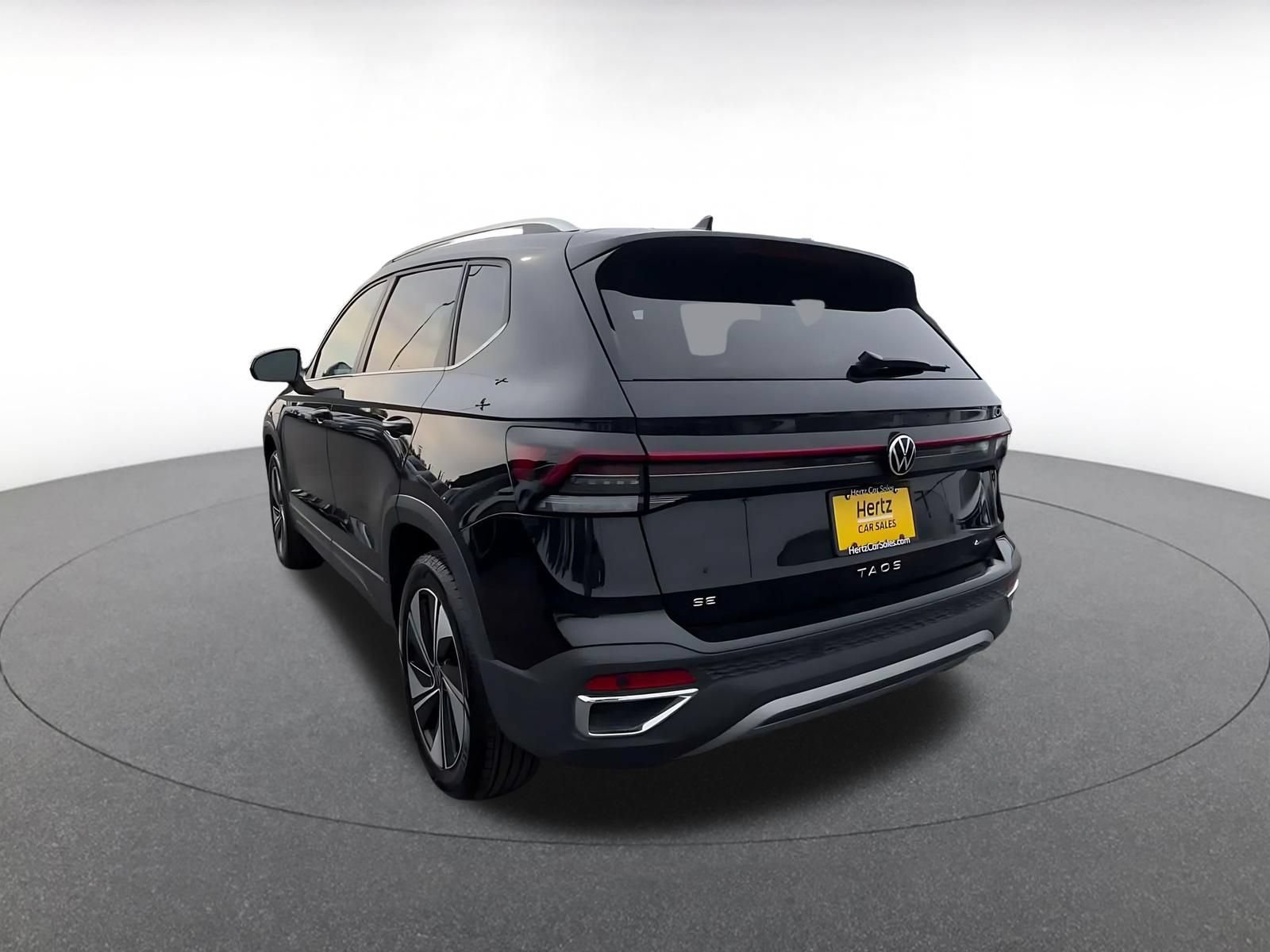 Thumbnail: 2026 Volkswagen Taos - 9