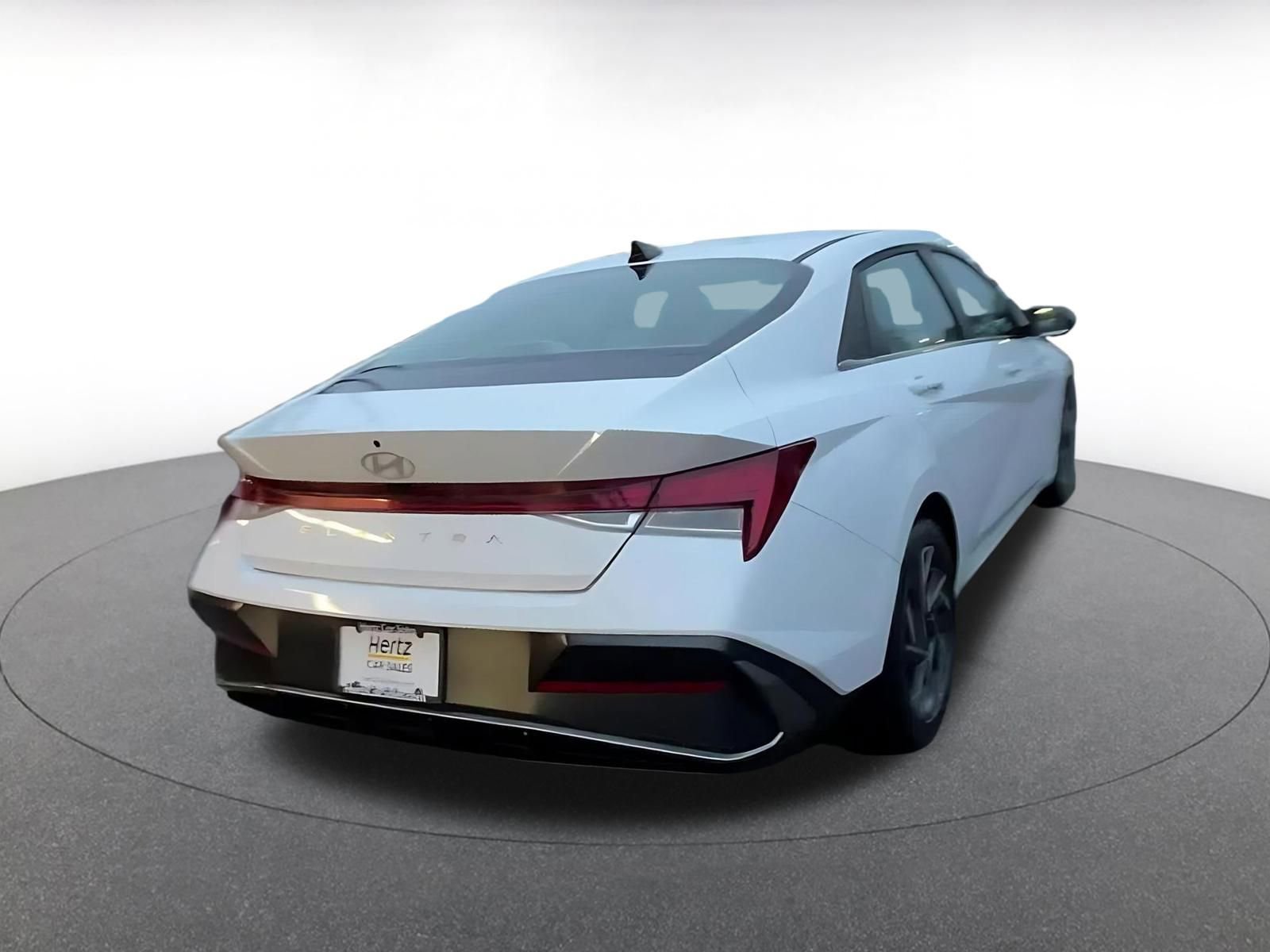 Thumbnail: 2025 Hyundai Elantra - 15