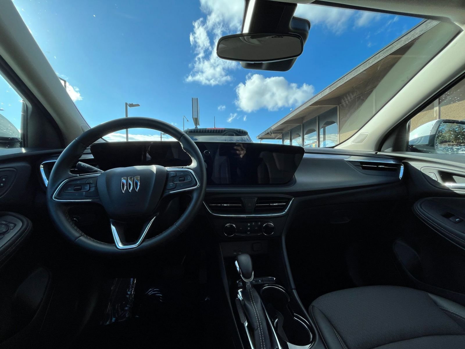 Thumbnail: 2025 Buick Encore GX - 34