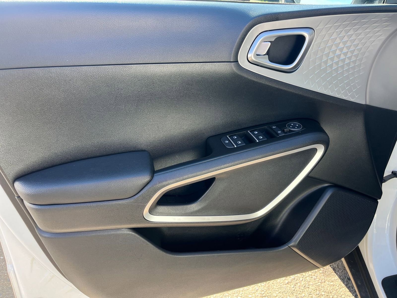 Thumbnail: 2025 Kia Soul - 18