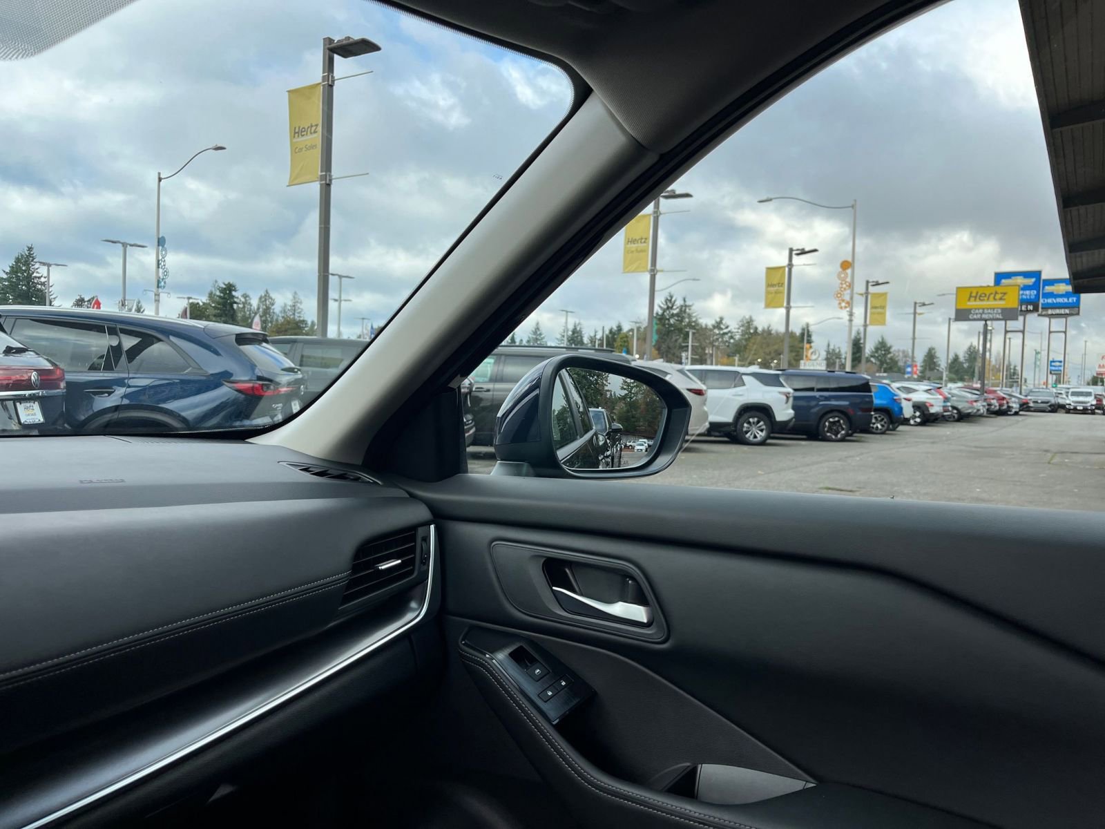 Thumbnail: 2025 Nissan Rogue - 35