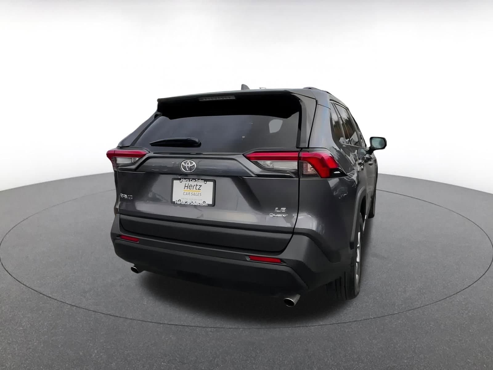 Thumbnail: 2025 Toyota RAV4 - 15