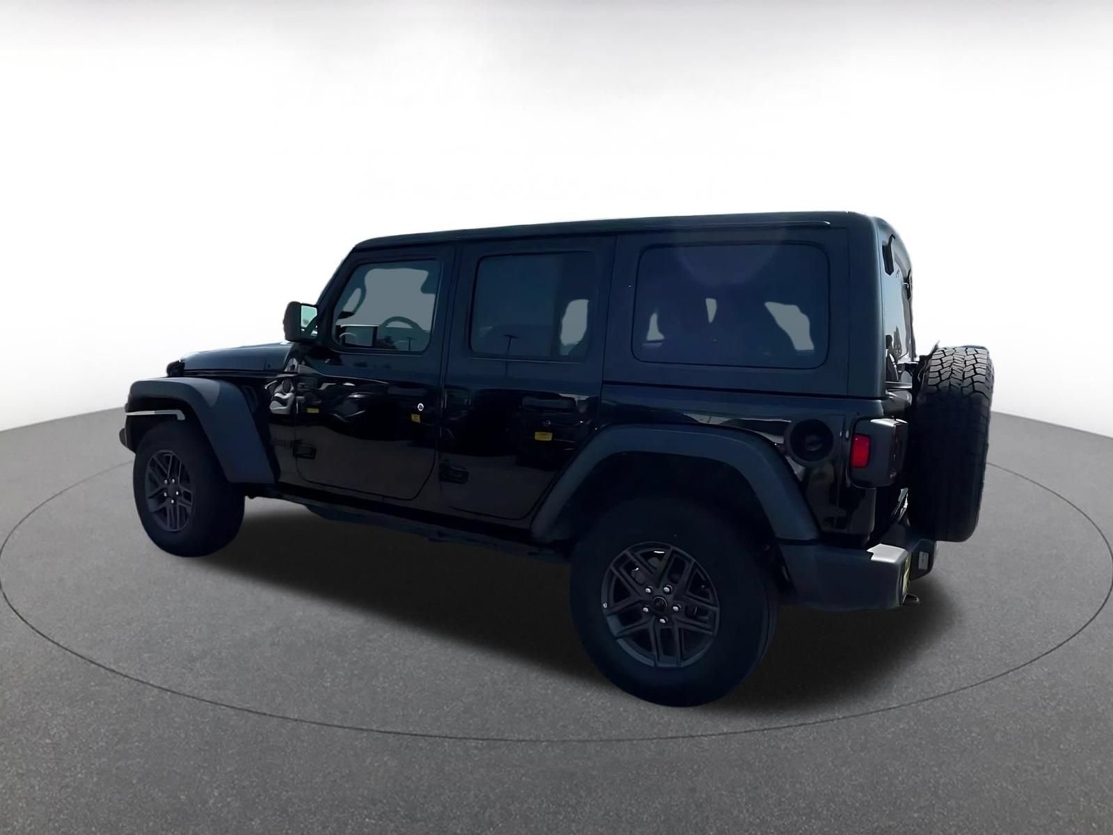 Thumbnail: 2025 Jeep Wrangler - 9