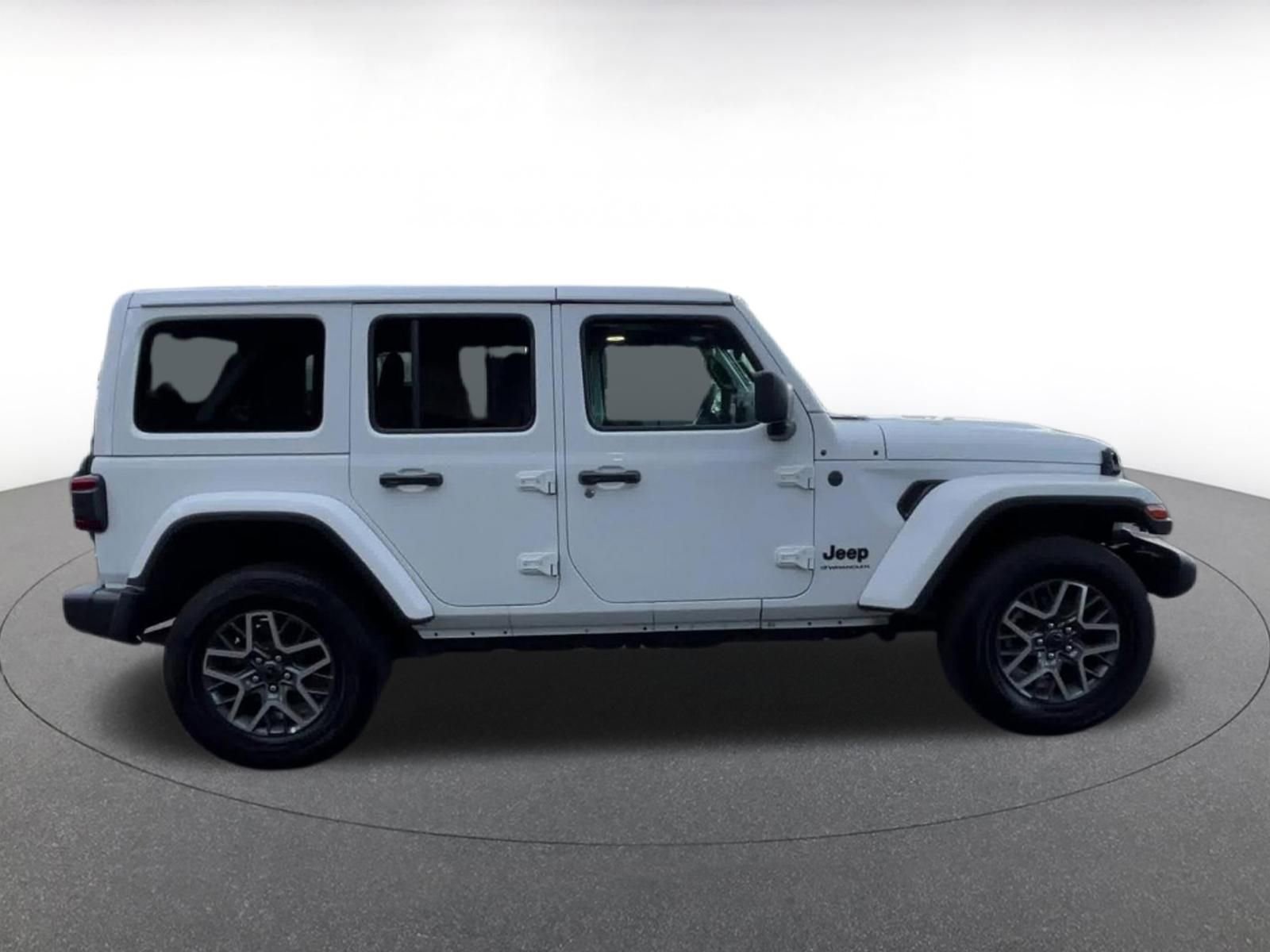 Thumbnail: 2025 Jeep Wrangler - 16