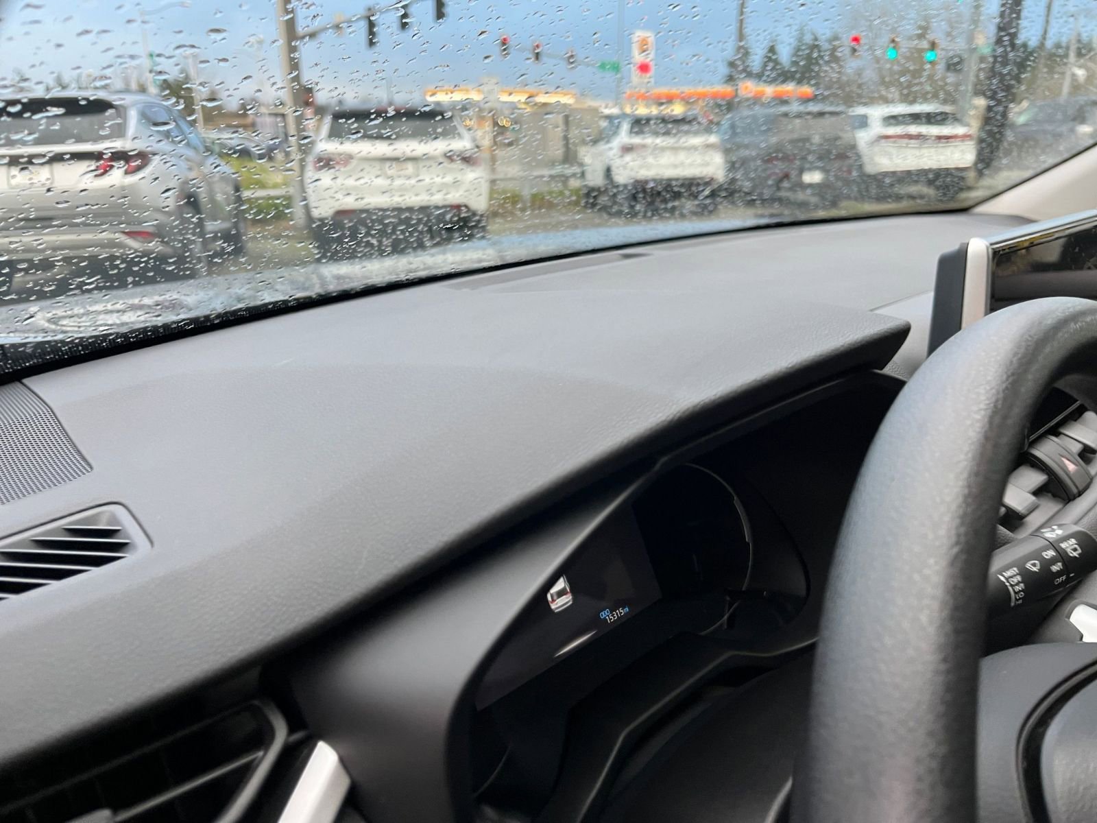 Thumbnail: 2025 Toyota RAV4 - 34