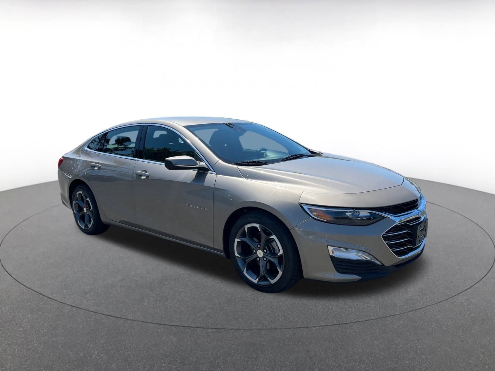 Thumbnail: 2023 Chevrolet Malibu - 1