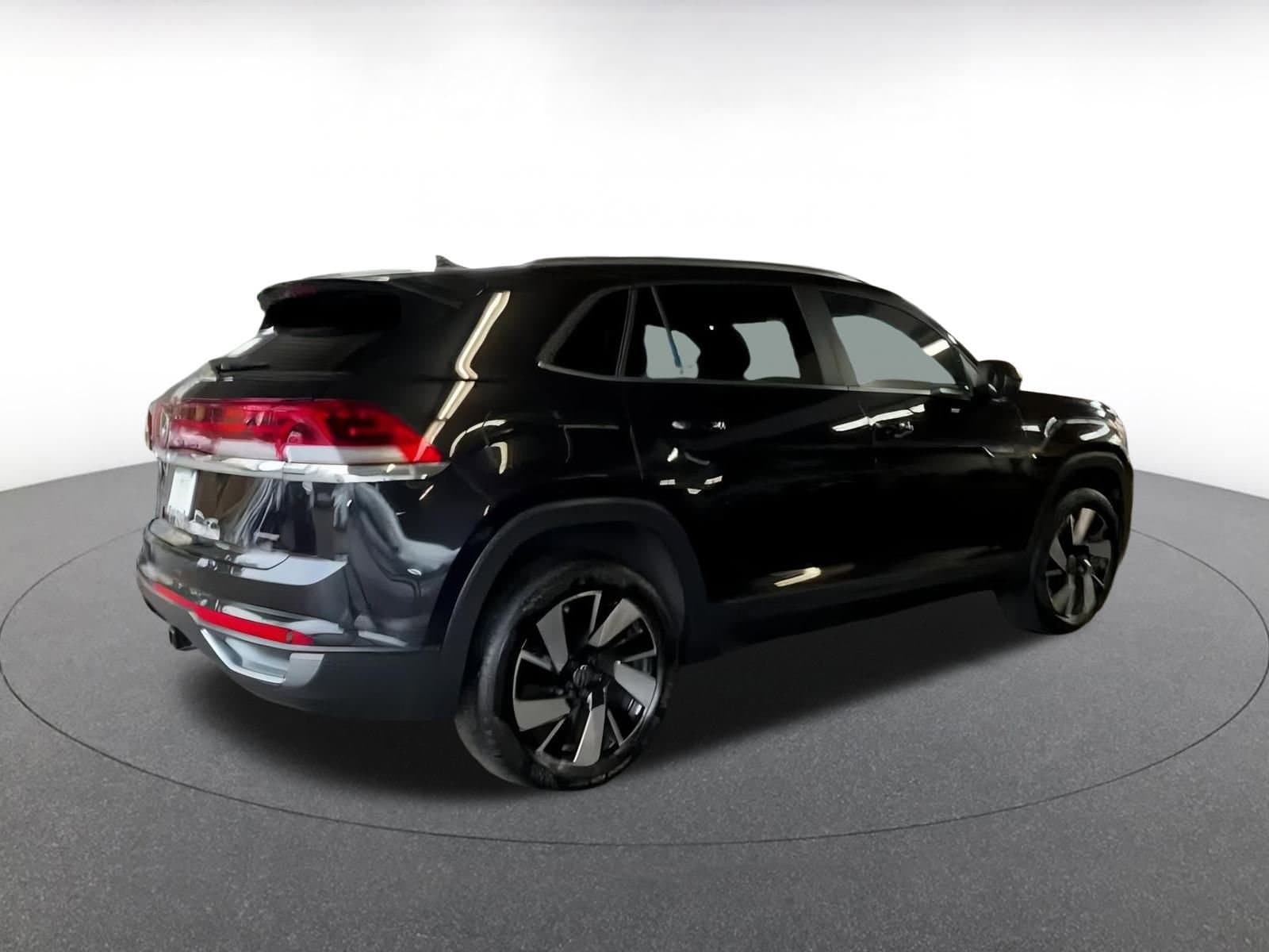 Thumbnail: 2025 Volkswagen Atlas - 12