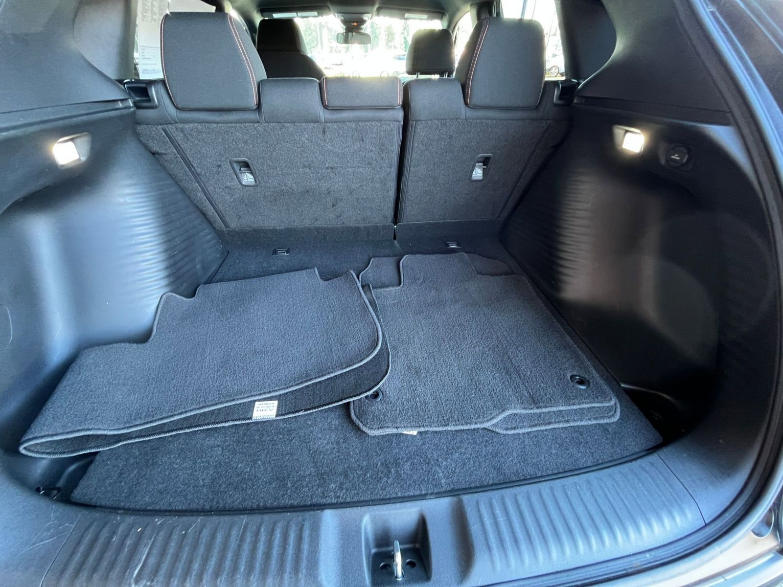 Thumbnail: 2025 Honda HR-V - 32