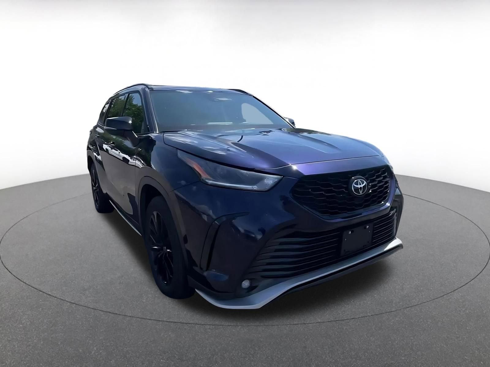 Thumbnail: 2025 Toyota Highlander - 3