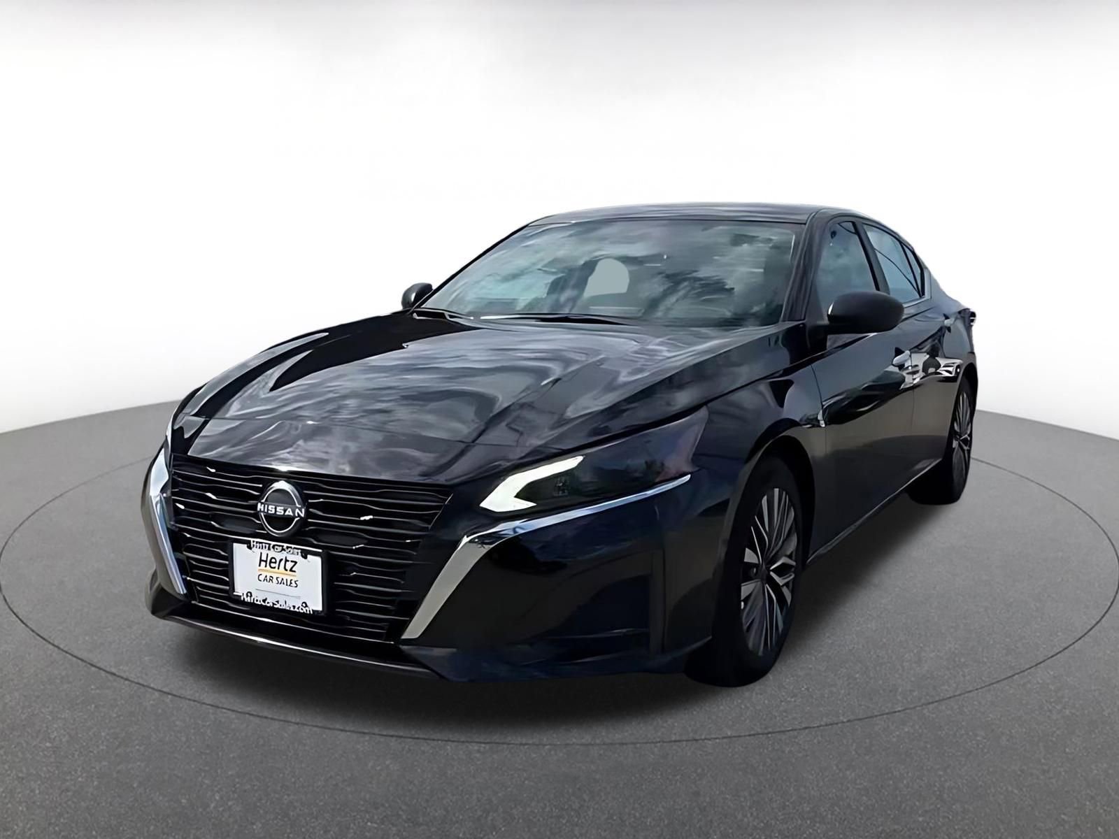 Thumbnail: 2025 Nissan Altima - 7