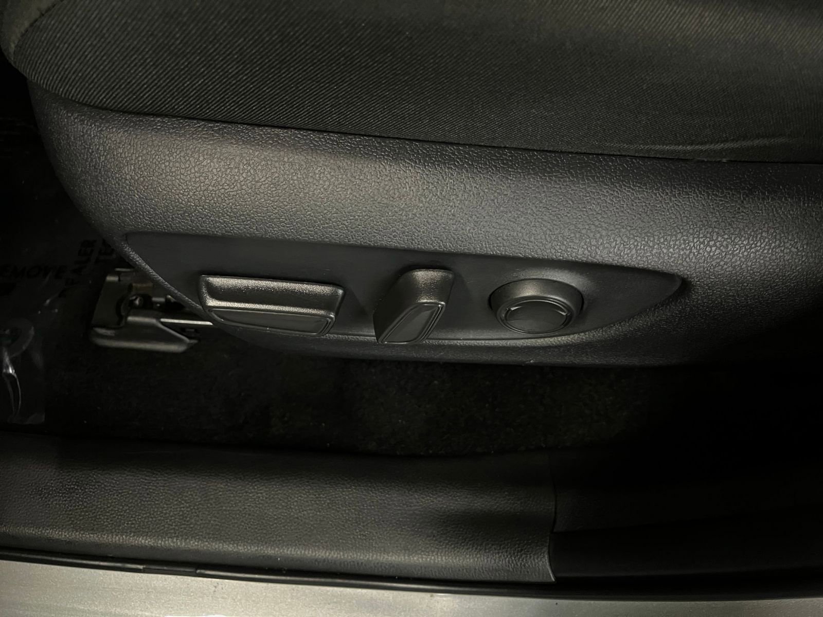 Thumbnail: 2025 Toyota RAV4 - 24