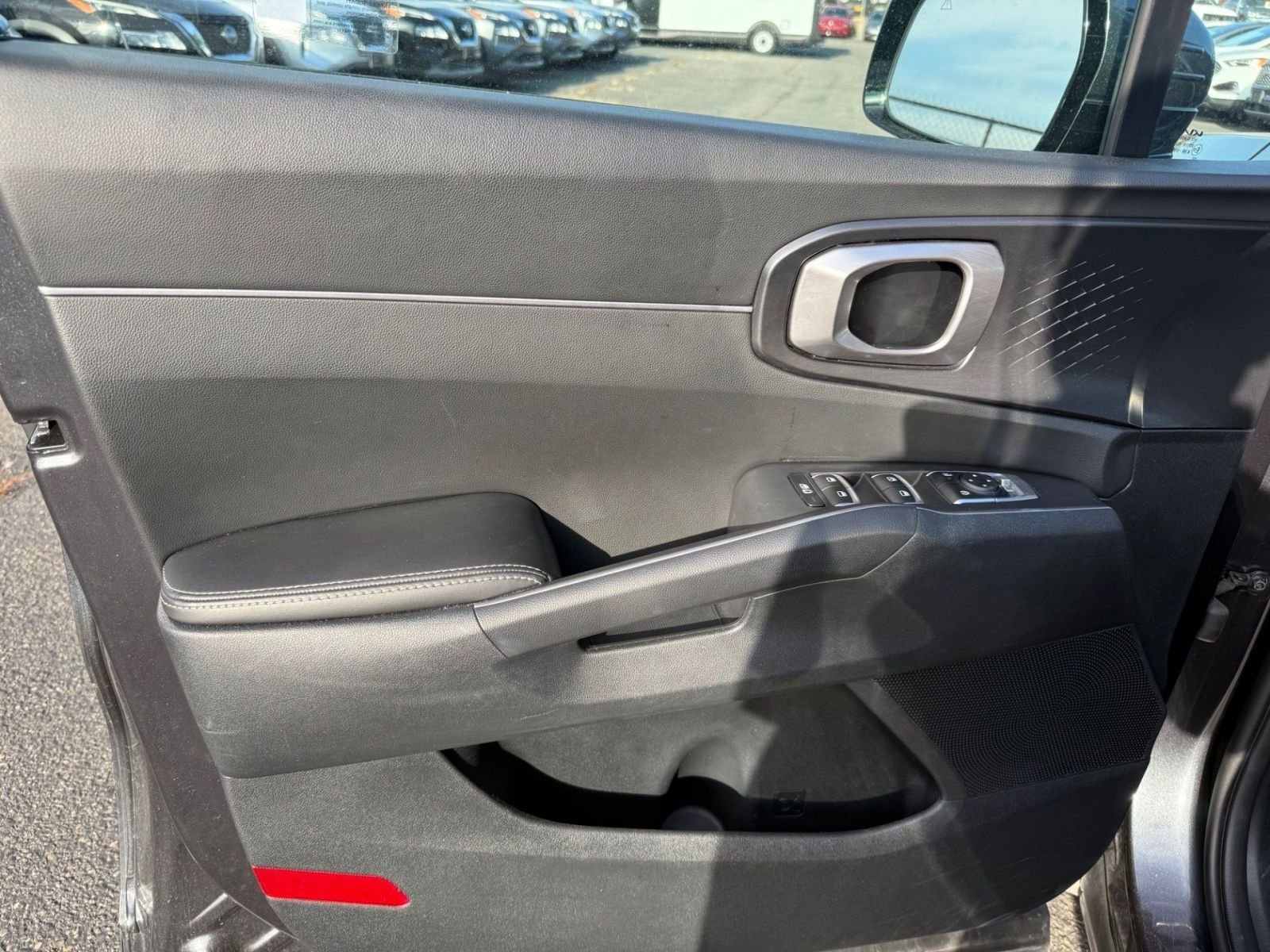 Thumbnail: 2024 Kia Sorento - 26