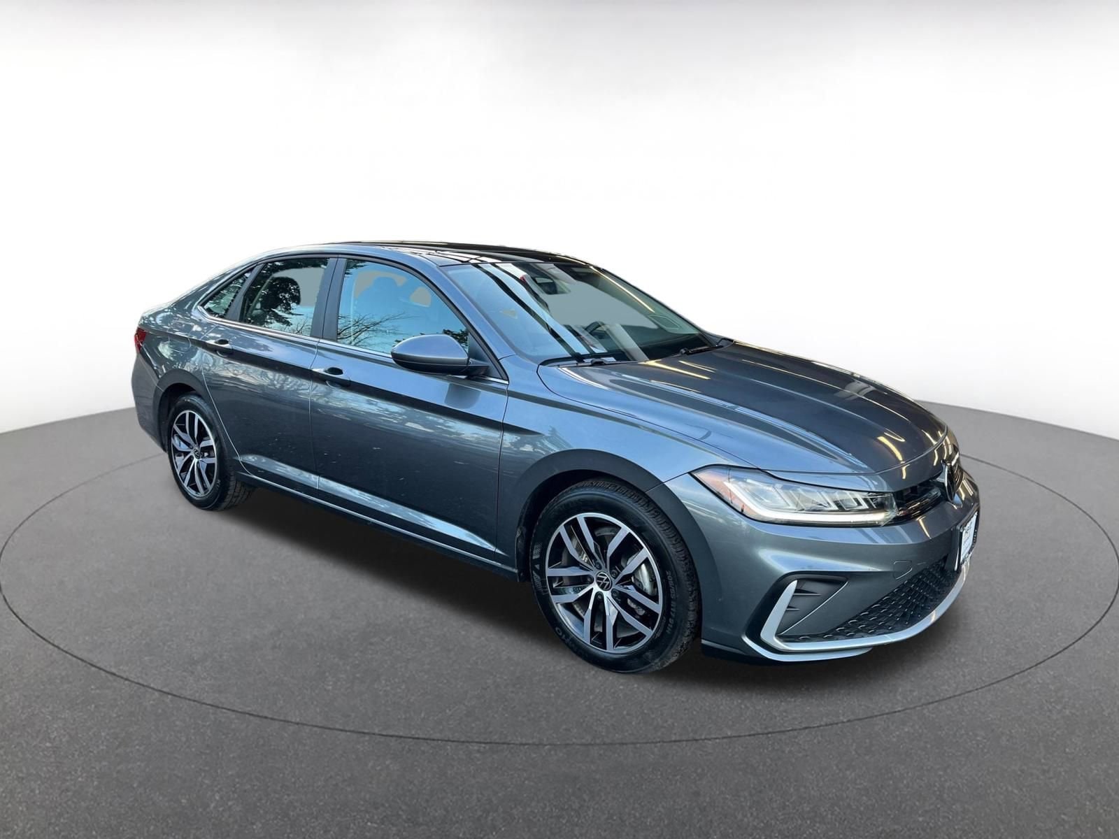 Thumbnail: 2025 Volkswagen Jetta - 1