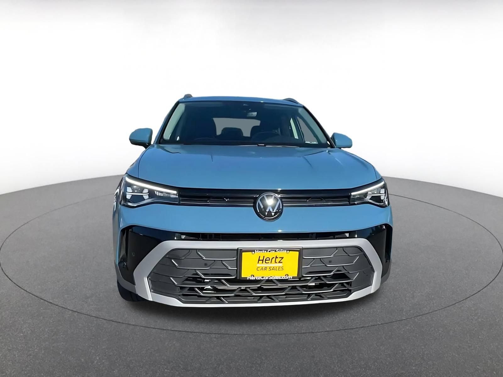 Thumbnail: 2026 Volkswagen Taos - 4