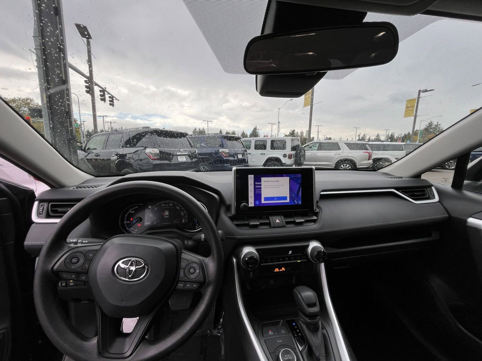 Thumbnail: 2025 Toyota RAV4 - 33