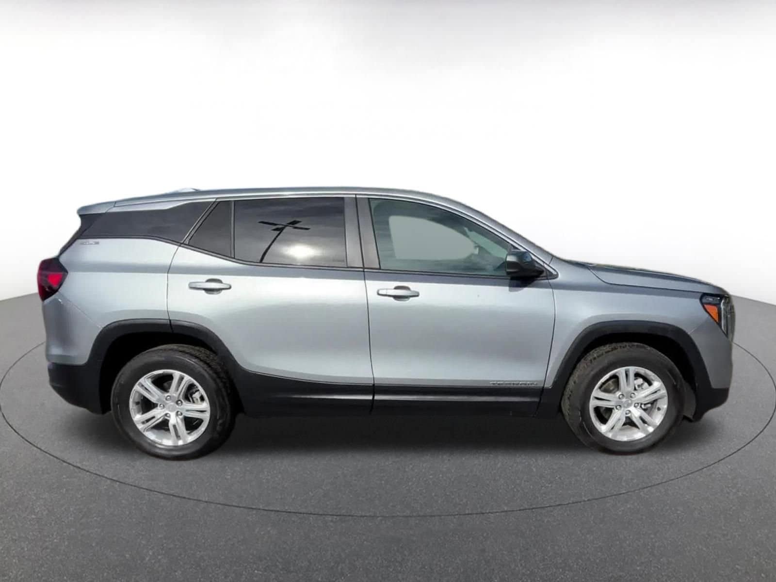 Thumbnail: 2024 GMC Terrain - 16