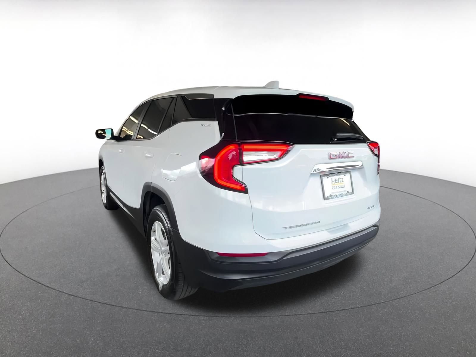 Thumbnail: 2024 GMC Terrain - 10