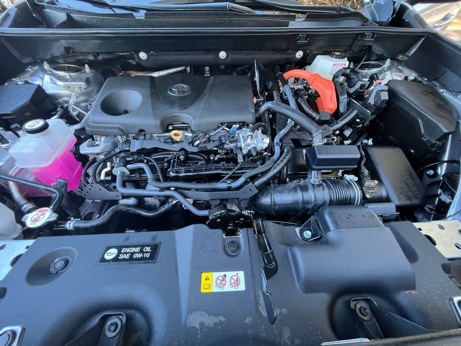 Thumbnail: 2025 Toyota RAV4 - 32