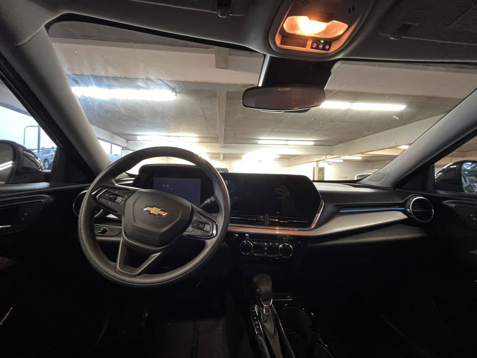 Thumbnail: 2025 Chevrolet Trax - 33