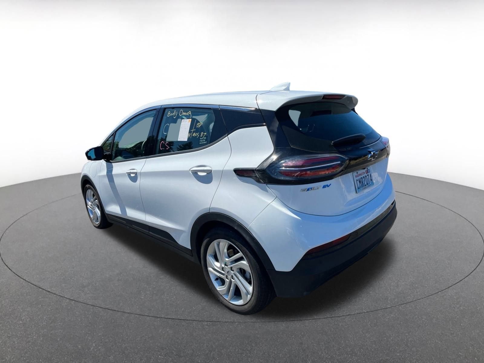 Thumbnail: 2023 Chevrolet Bolt EV - 5