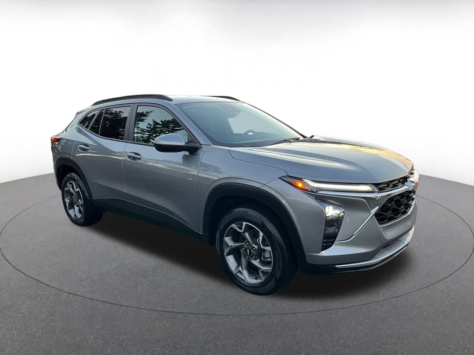 Thumbnail: 2025 Chevrolet Trax - 1