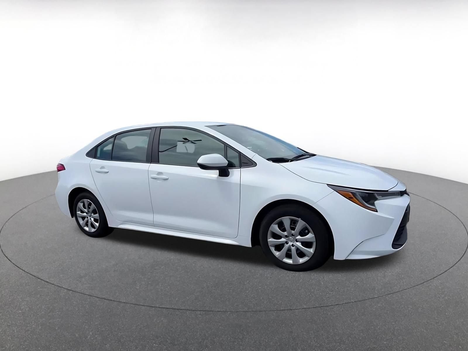 Thumbnail: 2025 Toyota Corolla - 2